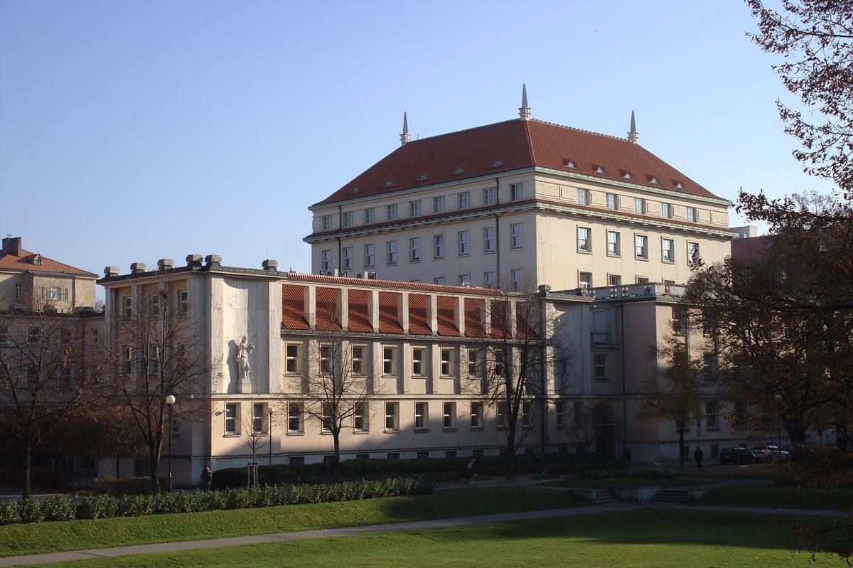 Budova Ministerstva práce a sociálních věcí v Praze