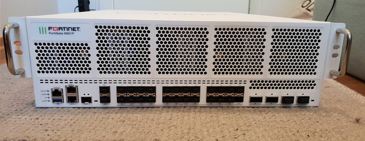 Firewall Fortinet FortiGate 6501F v provedení do racku