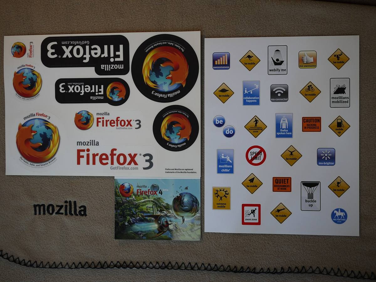 Archy nálepek s logem prohlížeče Firefox